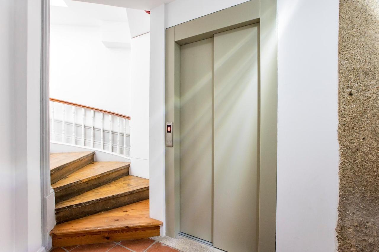 Mouzinho Darling 1Br W/ Ac In City Center By Lovelystay Porto Bagian luar foto
