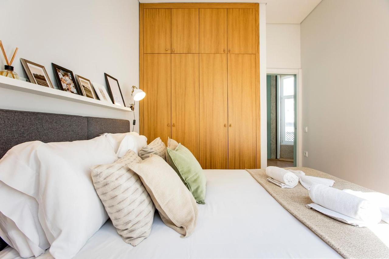 Mouzinho Darling 1Br W/ Ac In City Center By Lovelystay Porto Bagian luar foto